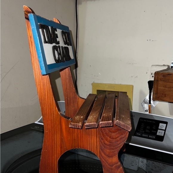 Vintage Wooden Time Out Todder/Kids Chair - Picture 8 of 10